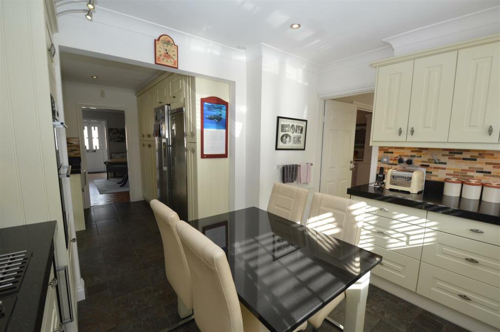 Additional image 9 of Pittman Close, Ingrave, Brentwood