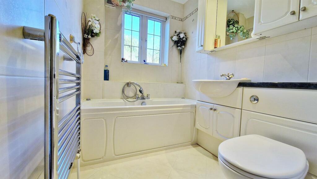 Additional image 20 of Oxford Court, Frinton-on-Sea