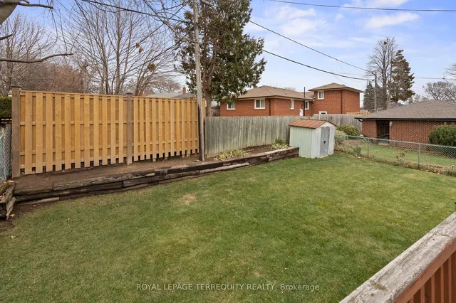 Additional image 32 of 63 Packard Blvd