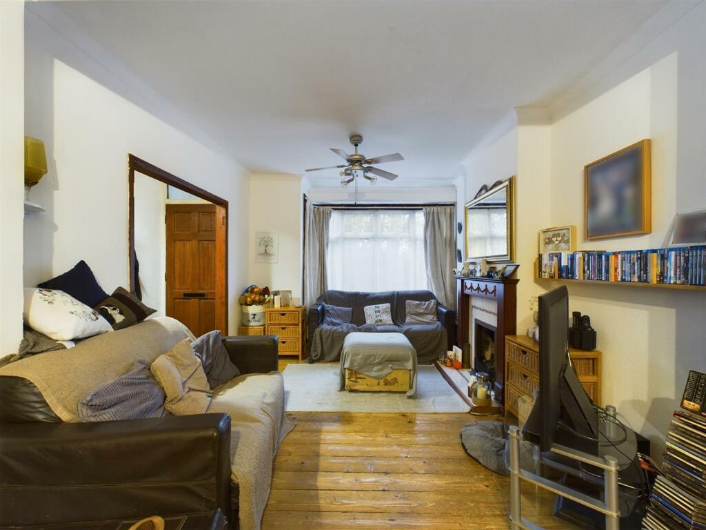 Additional image 5 of Stoats Nest Road, Coulsdon