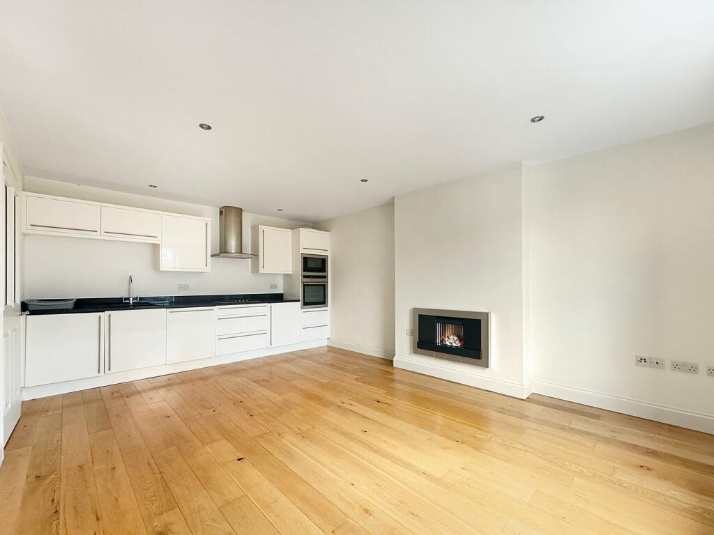 Additional image 4 of High Street, Wivenhoe, Colchester, CO7