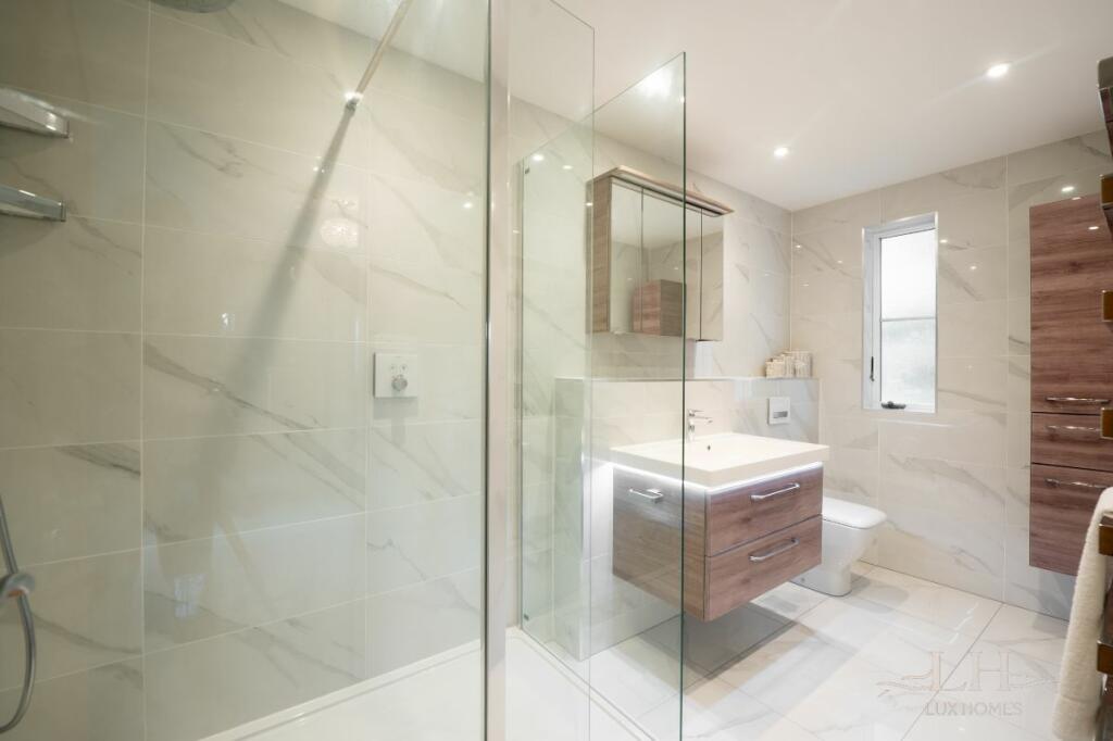 Additional image 33 of Coxtie Green Road, Brentwood