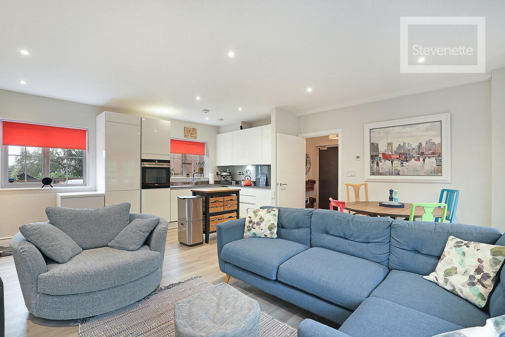 Additional image 5 of Chestnut Mews, Theydon Bois