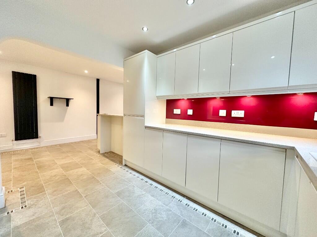 Additional image 10 of Moorings Close, Parkgate, Neston, CH64