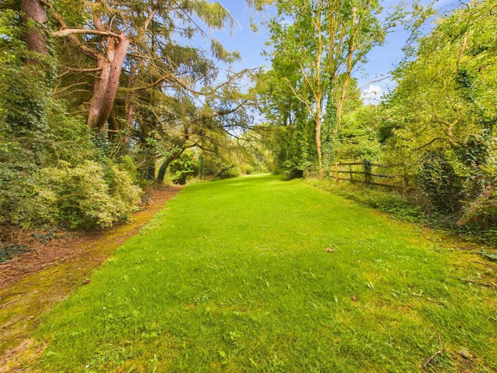 Additional image 11 of Pantasaph