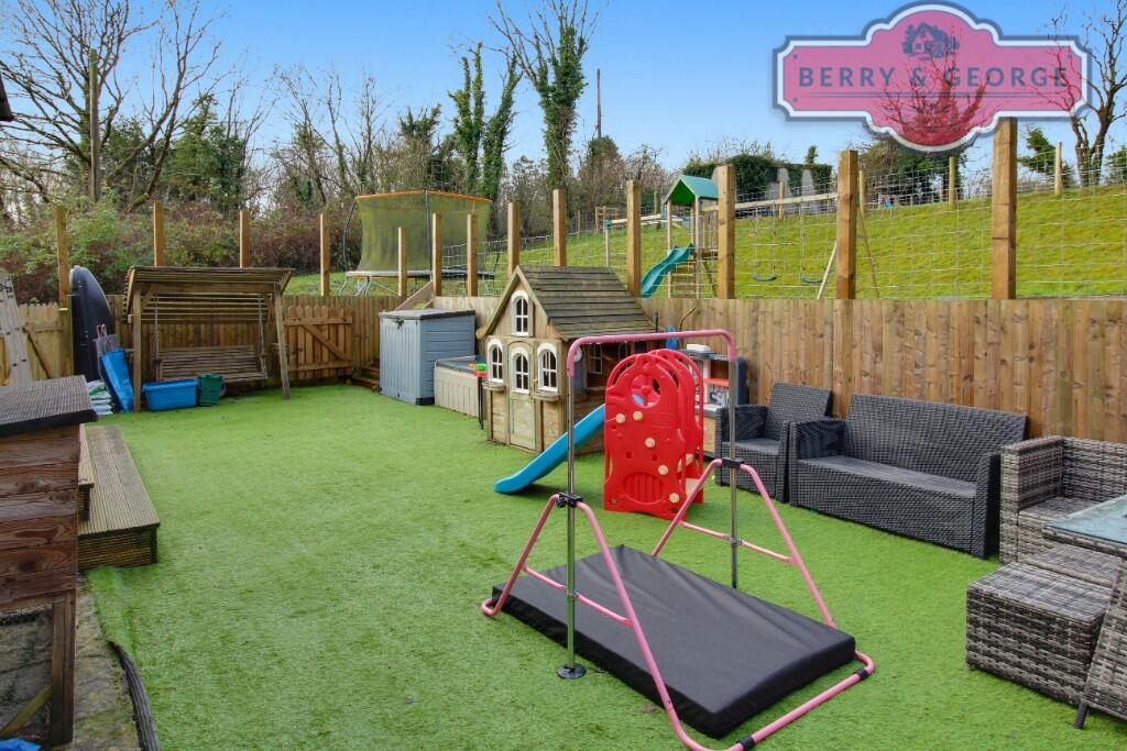 Additional image 8 of Brynsholyn, Cefn Road, Cilcain, CH7 5HR