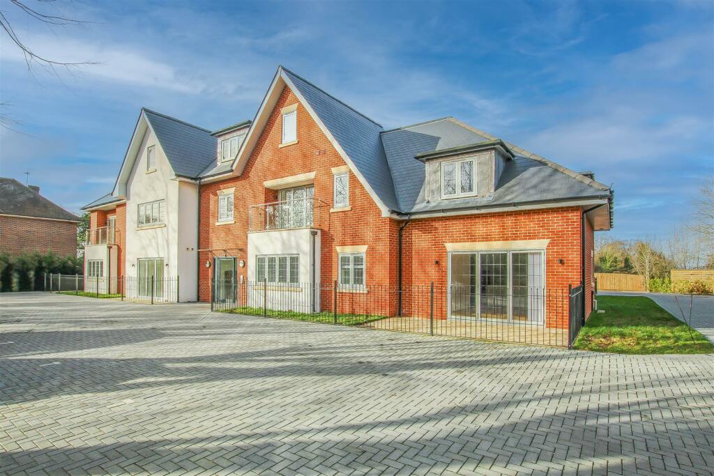 Additional image 10 of Shenfield Road, Shenfield, Brentwood