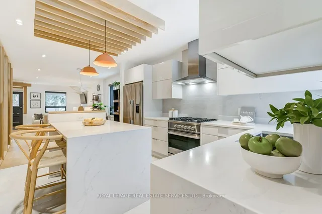 Additional image 15 of 96 Pinewood Ave