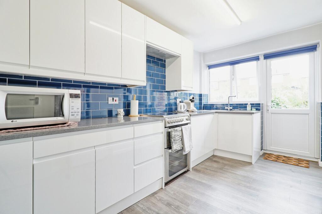 Additional image 2 of Coombe Rise, Chelmsford, CM1