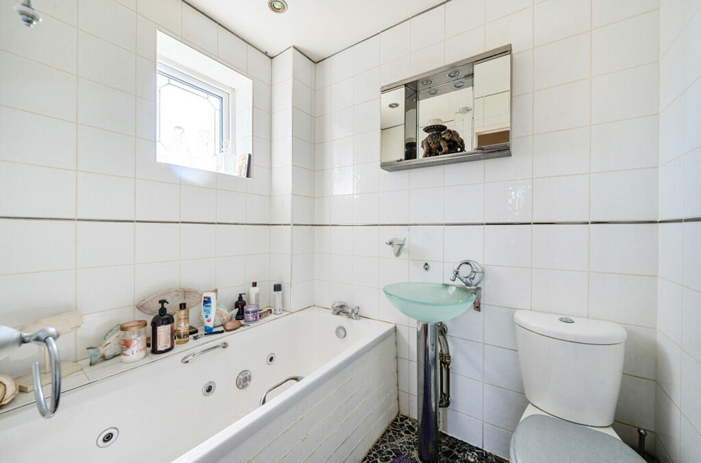 Additional image 7 of Hampden Close, North Weald, Epping