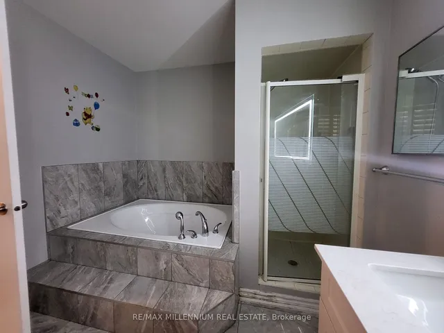 Additional image 20 of 27 Dundalk Cres