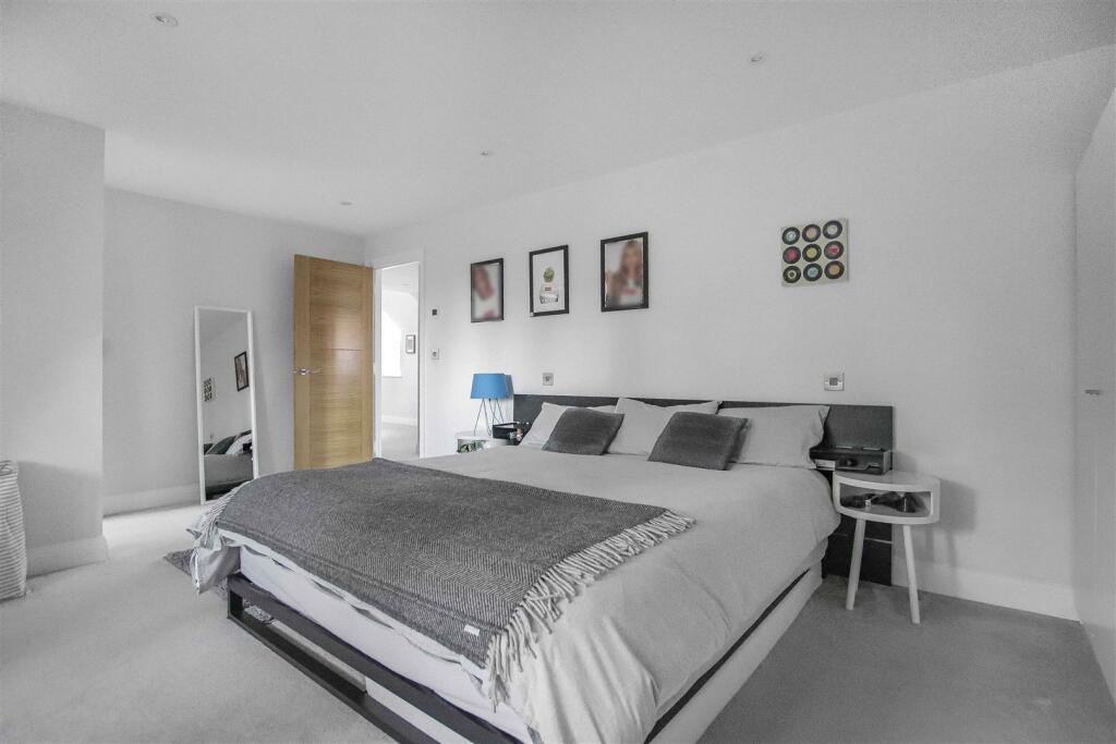 Additional image 25 of Prime Location - Bishops Stortford