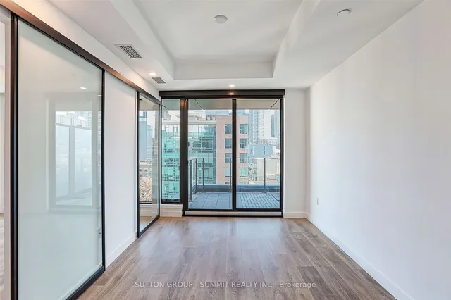 Additional image 13 of 505 RICHMOND St Unit 922