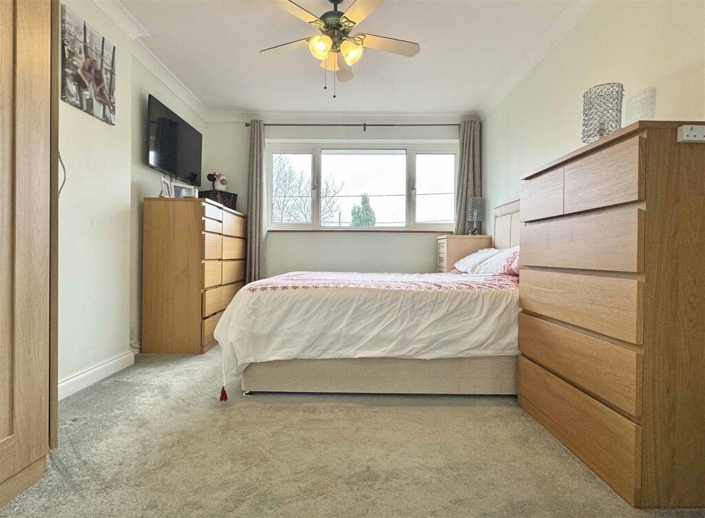 Additional image 16 of Ranks Green, Fairstead, Chelmsford