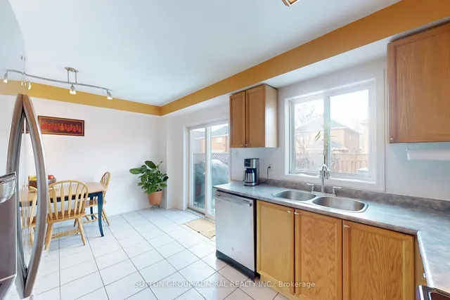 Additional image 9 of 180 Tiller Tr