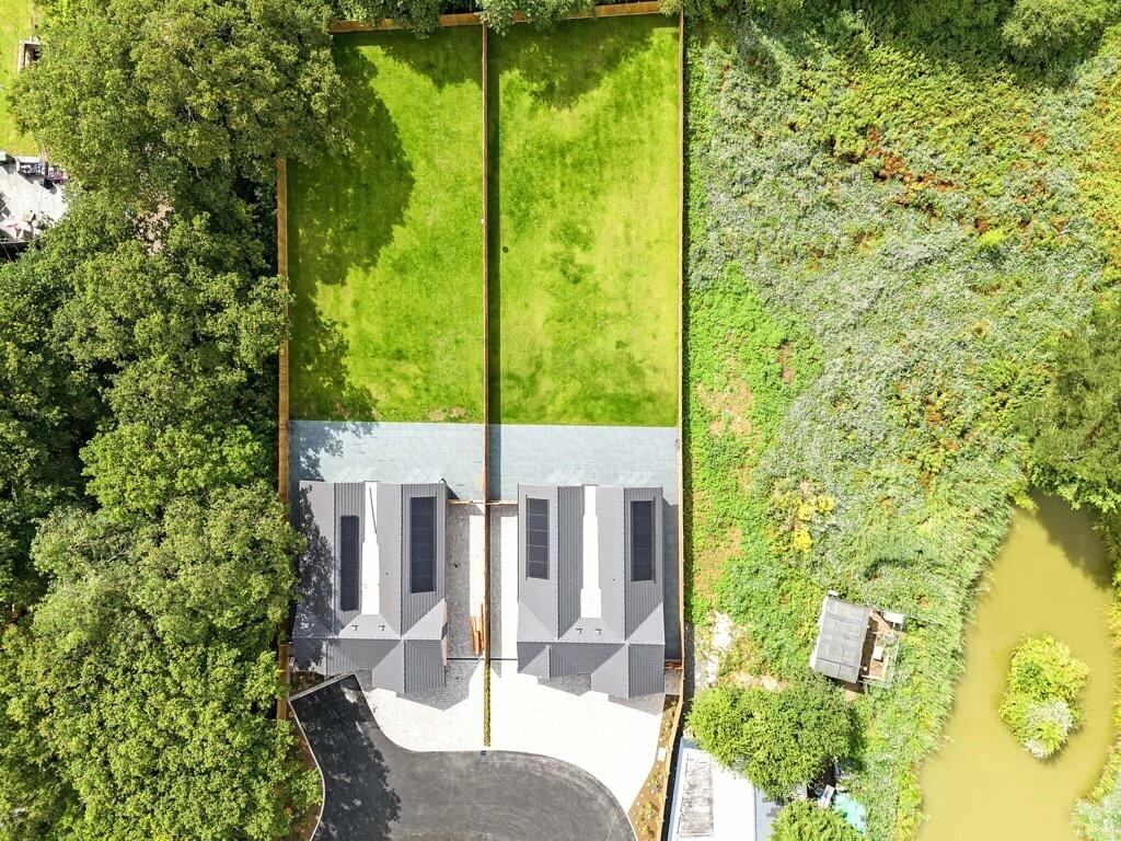 Additional image 3 of New Road, Little Burstead, CM12