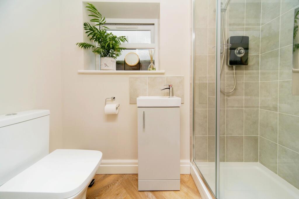 Additional image 12 of Leighton Road, Neston, CH64