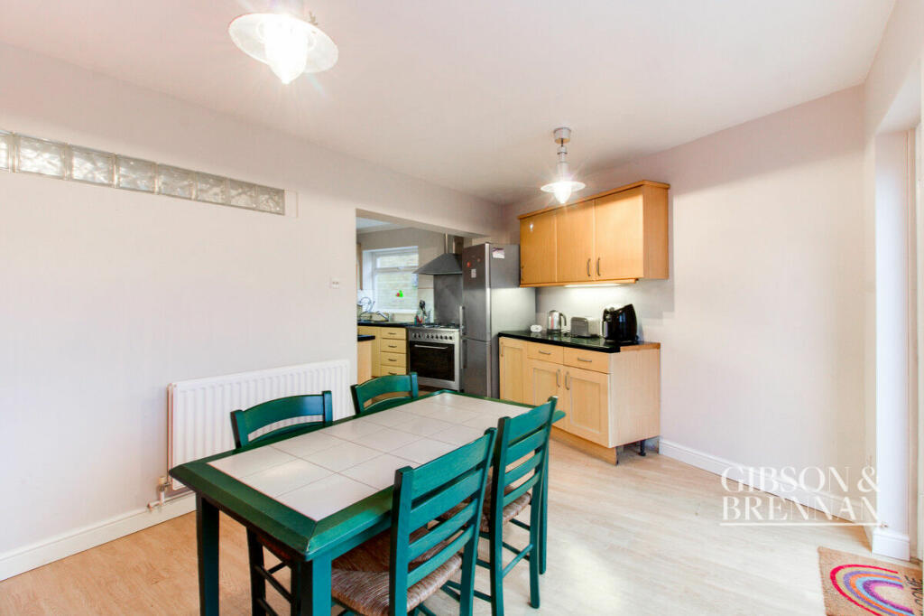 Additional image 4 of Balmoral Close, Billericay, CM11