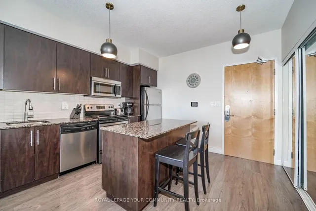 Additional image 11 of 55 Bremner Blvd Unit 4302