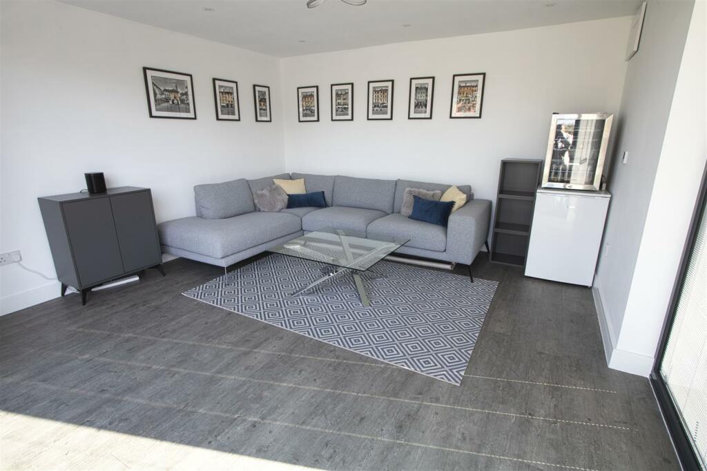 Additional image 6 of Coxes Farm Road, Billericay