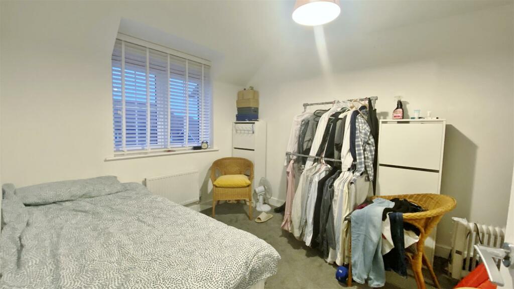 Additional image 13 of Honeypot Way, Walton On The Naze