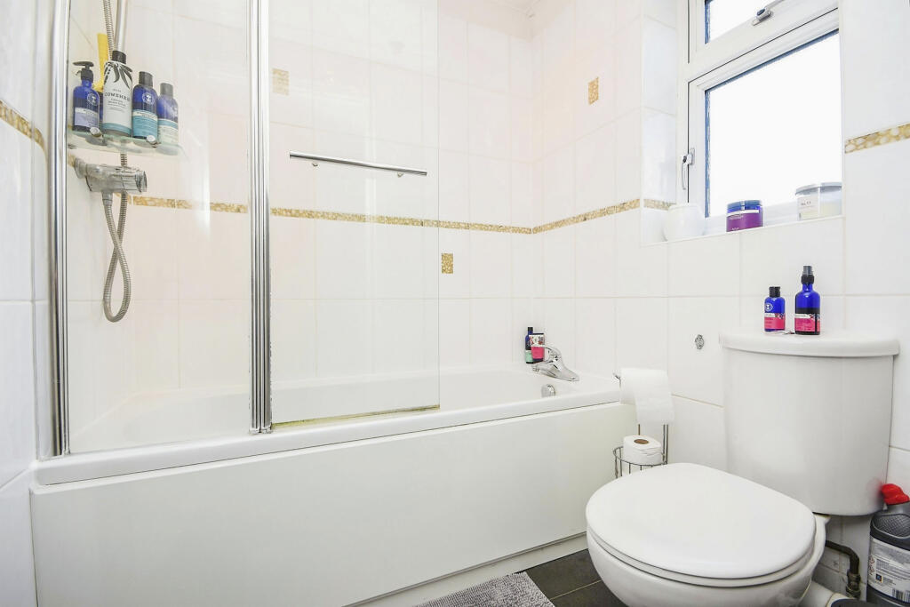 Additional image 14 of Honey Close, Great Baddow, Chelmsford