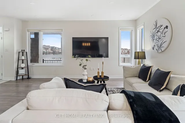 Additional image 8 of 61 Circus Cres