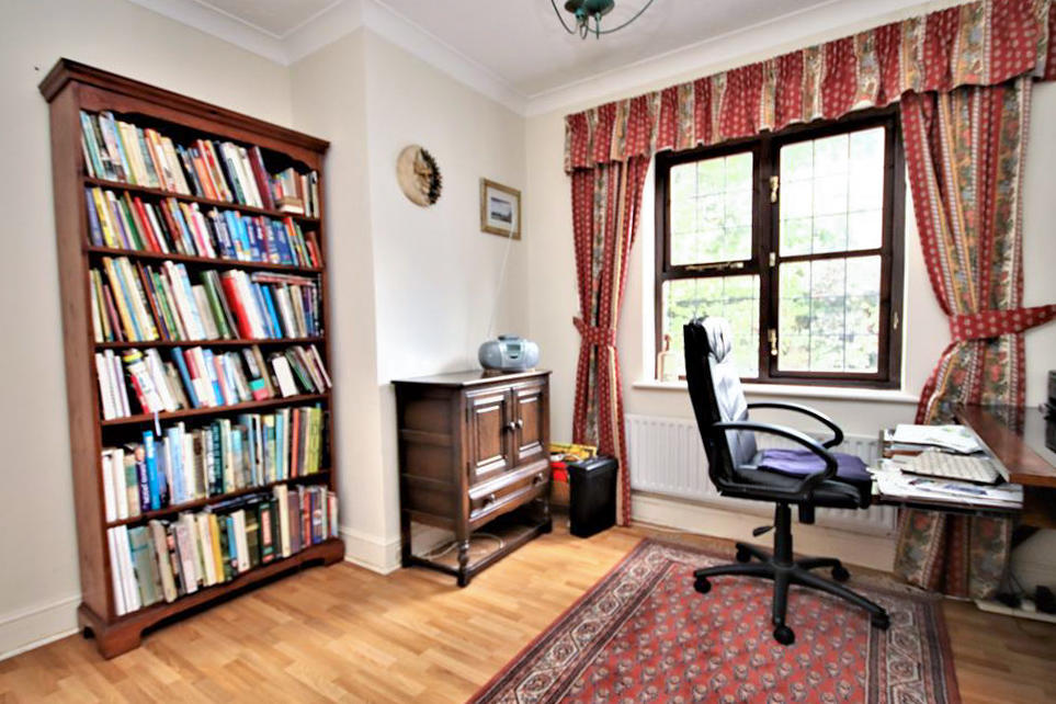 Additional image 5 of Brockley Grove, Hutton Mount, Brentwood, Essex, CM13