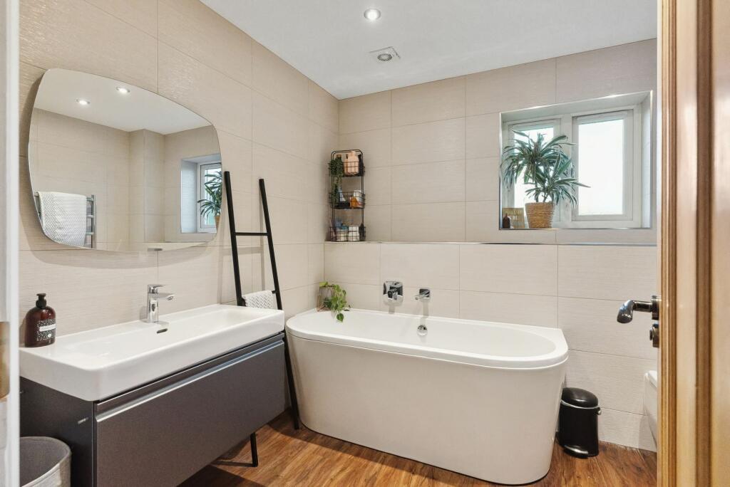 Additional image 21 of Starrock Road, Coulsdon, CR5