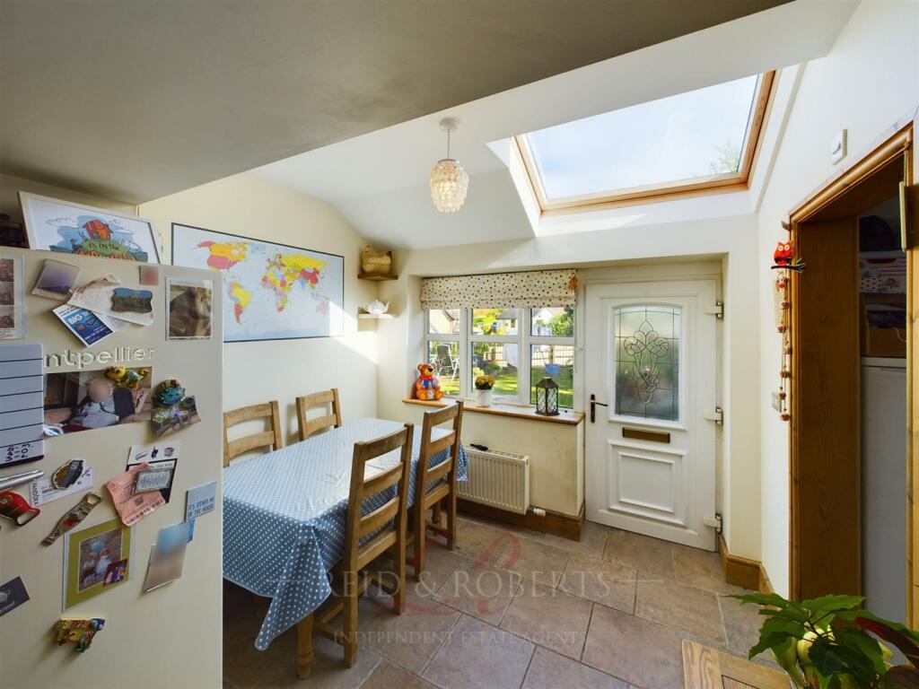 Additional image 5 of Halkyn