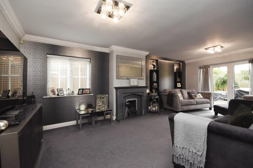 Additional image 17 of Noak Hill Road, Billericay