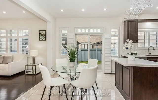 Additional image 7 of 11 Cloverhaven Rd