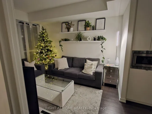 Additional image 6 of 49 East Liberty St Unit 2005