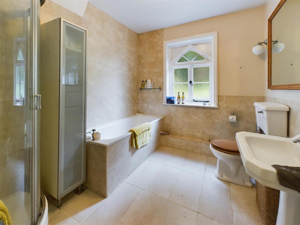 Additional image 7 of Coulsdon Road, Coulsdon