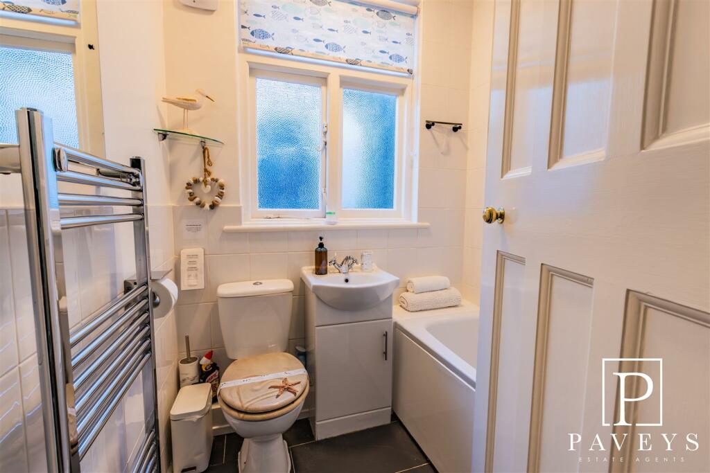 Additional image 23 of High Street, Walton On The Naze