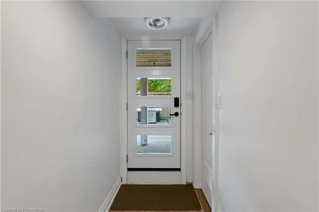 Additional image 32 of 4 Courtsfield Cres