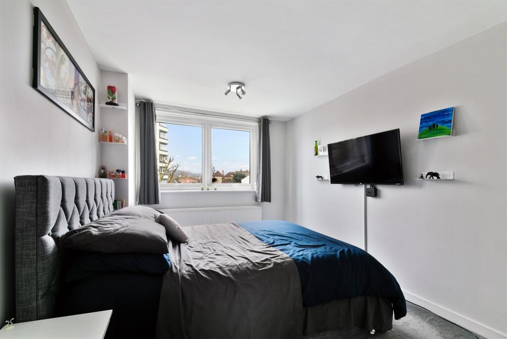 Additional image 5 of Bramley Hill, South Croydon