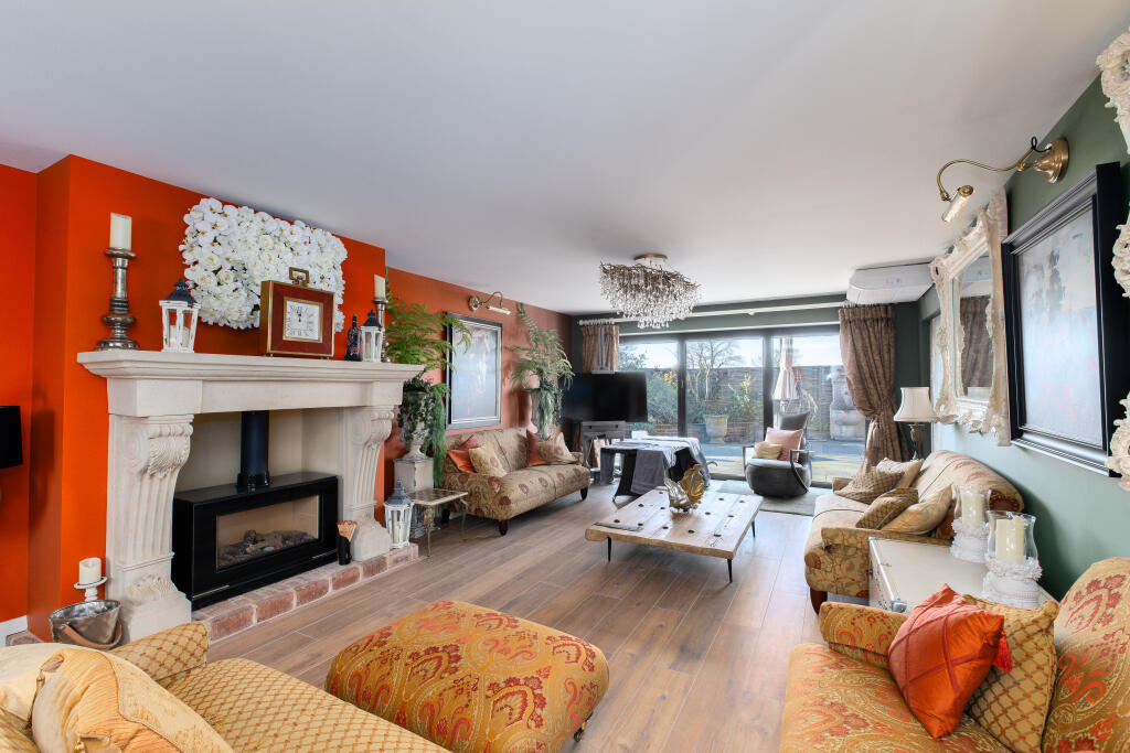 Additional image 4 of Woodside Green, Bishop's Stortford, CM22