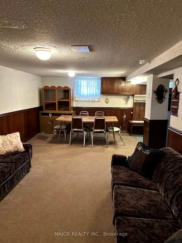 Additional image 19 of 61 Medford Ave