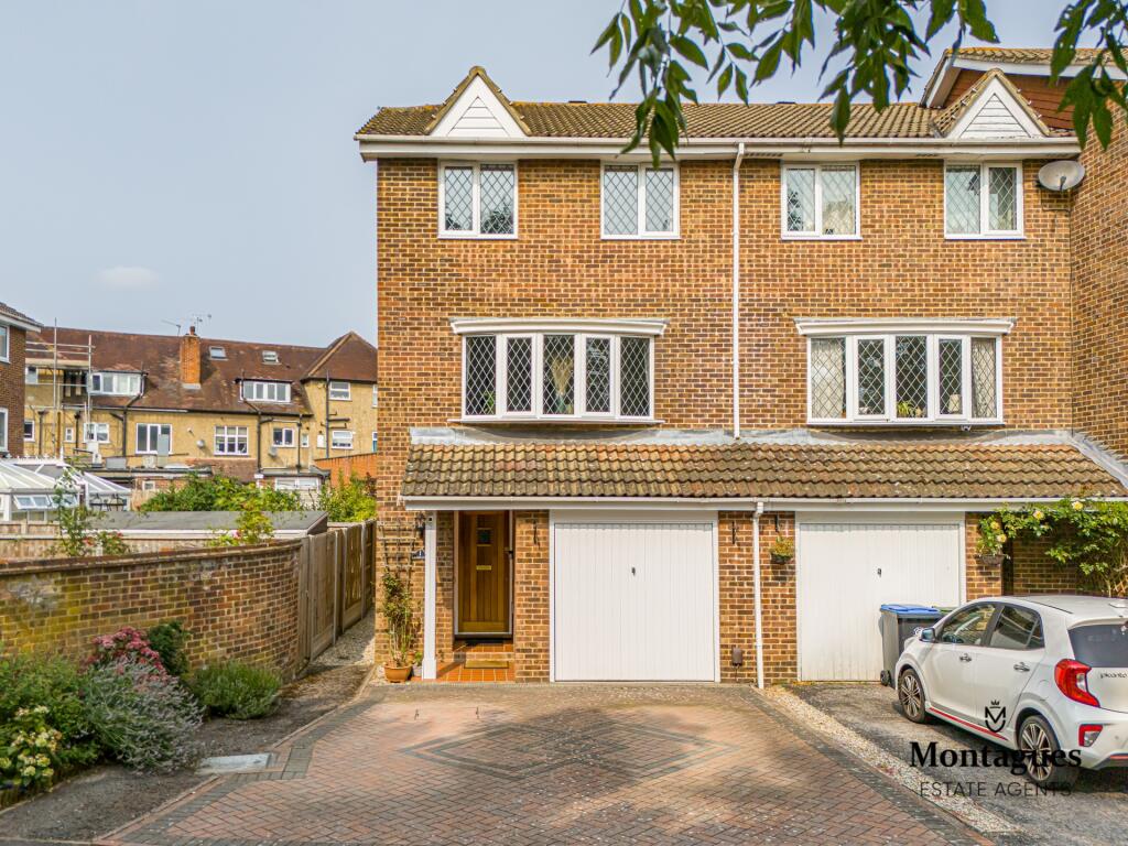 Additional image 24 of Slade End, Theydon Bois, CM16