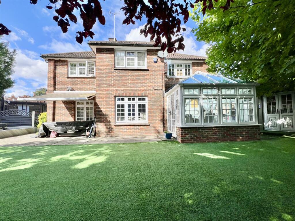 Additional image 27 of Lodge Road, Writtle, Chelmsford