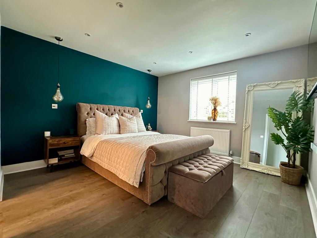 Additional image 13 of Wiggins Lane, Billericay, CM12