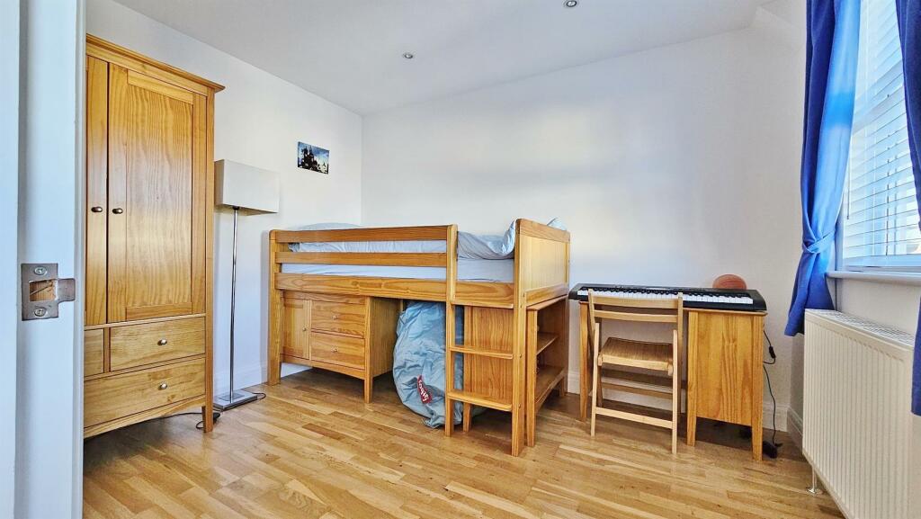 Additional image 22 of Green Lane, Walton On The Naze