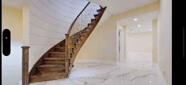 Additional image 39 of 10 Jocelyn Cres