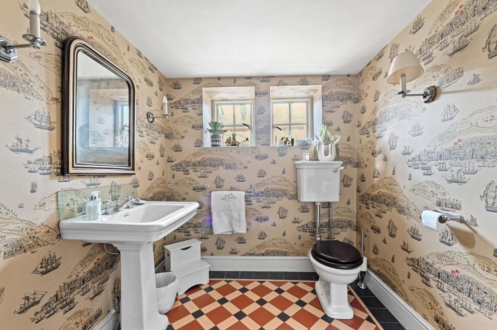 Additional image 51 of Frinton Road, Thorpe-Le-Soken