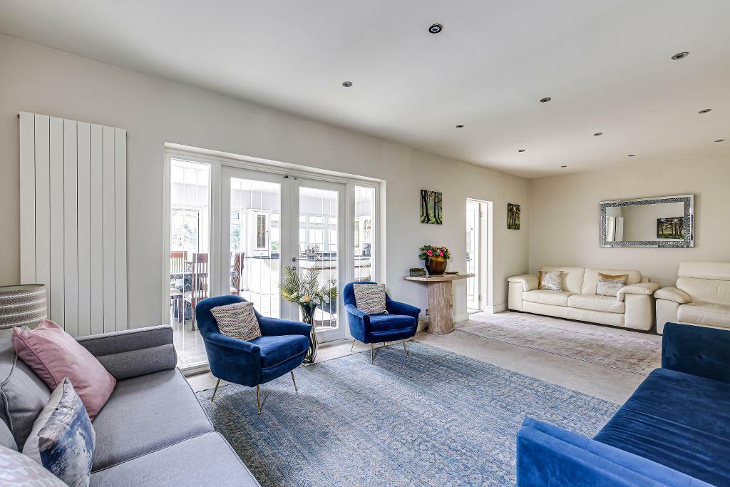 Additional image 4 of Arkwright Road, Sanderstead, CR2 0LL