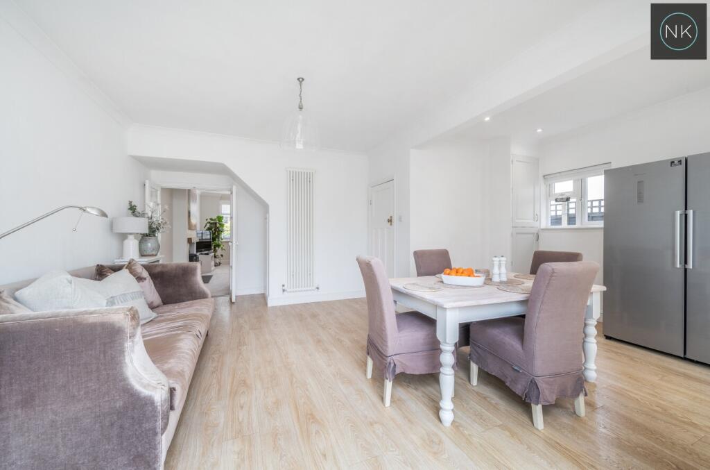 Additional image 8 of Piercing Hill, Theydon Bois, Epping, Essex, CM16