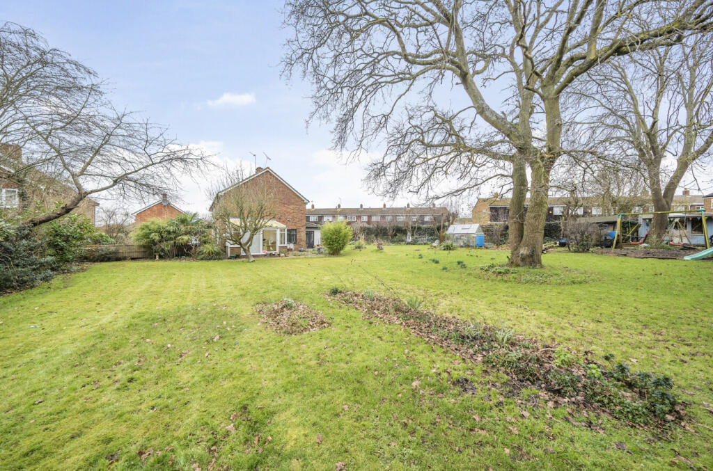 Additional image 20 of Rosemount, Harlow, Essex, CM19