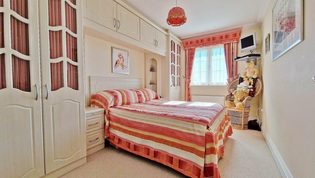 Additional image 14 of Oxford Court, Frinton-on-Sea