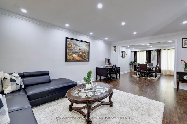 Additional image 9 of 14 Huttonville Dr